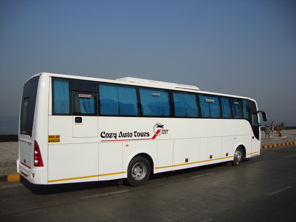 Deluxe coach